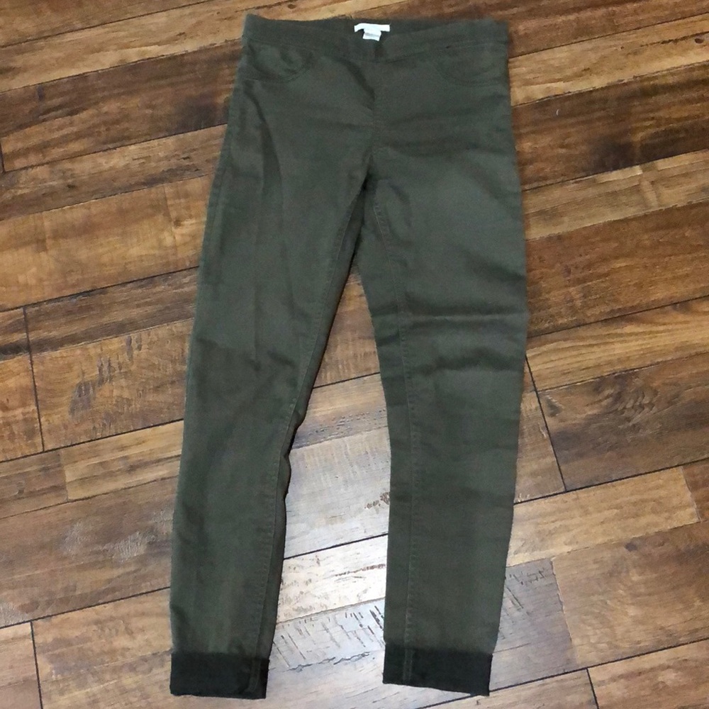 H&M olive green skinny pants